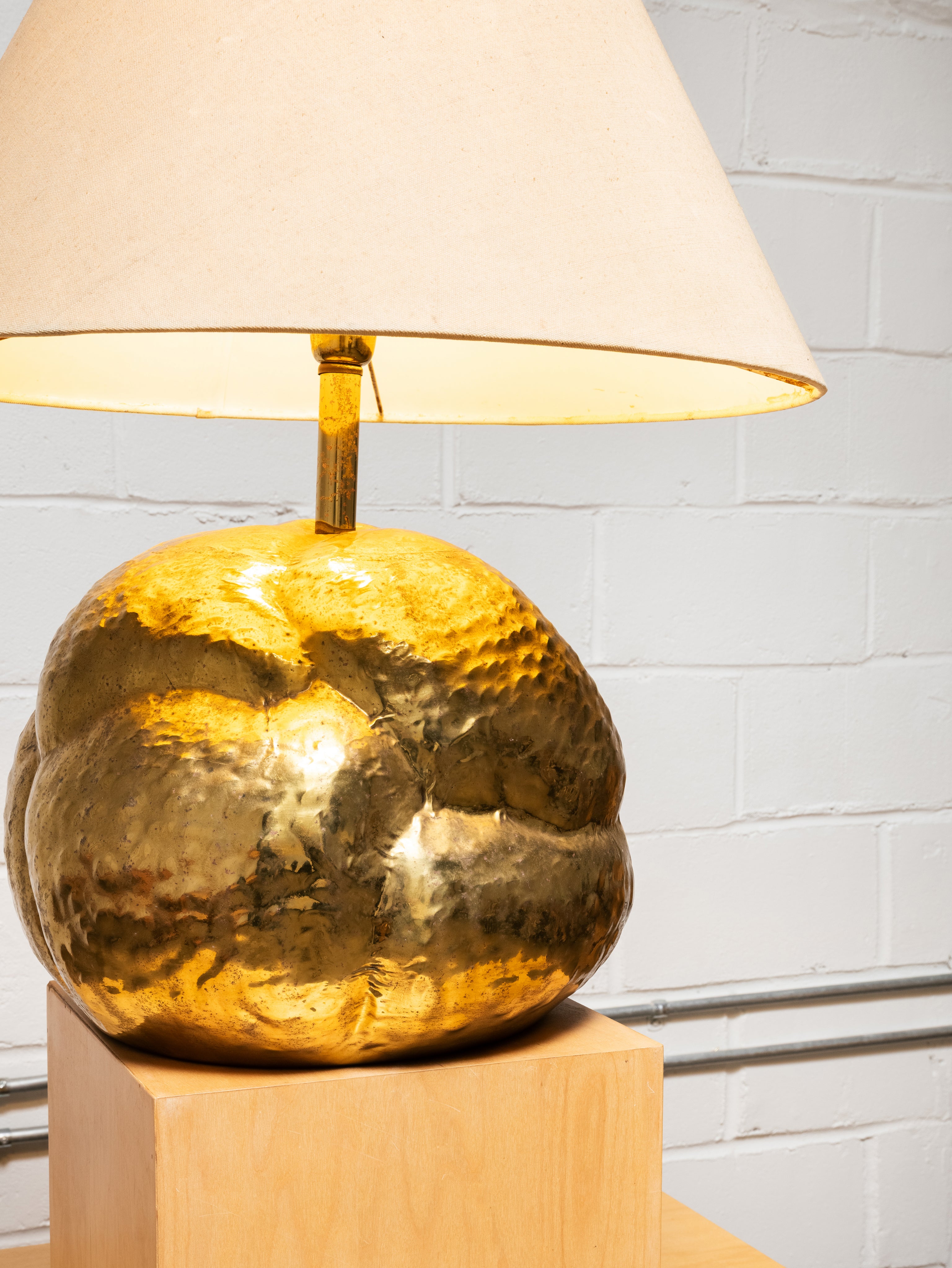 Italian Midcentury Artisan Brass Table Lamp