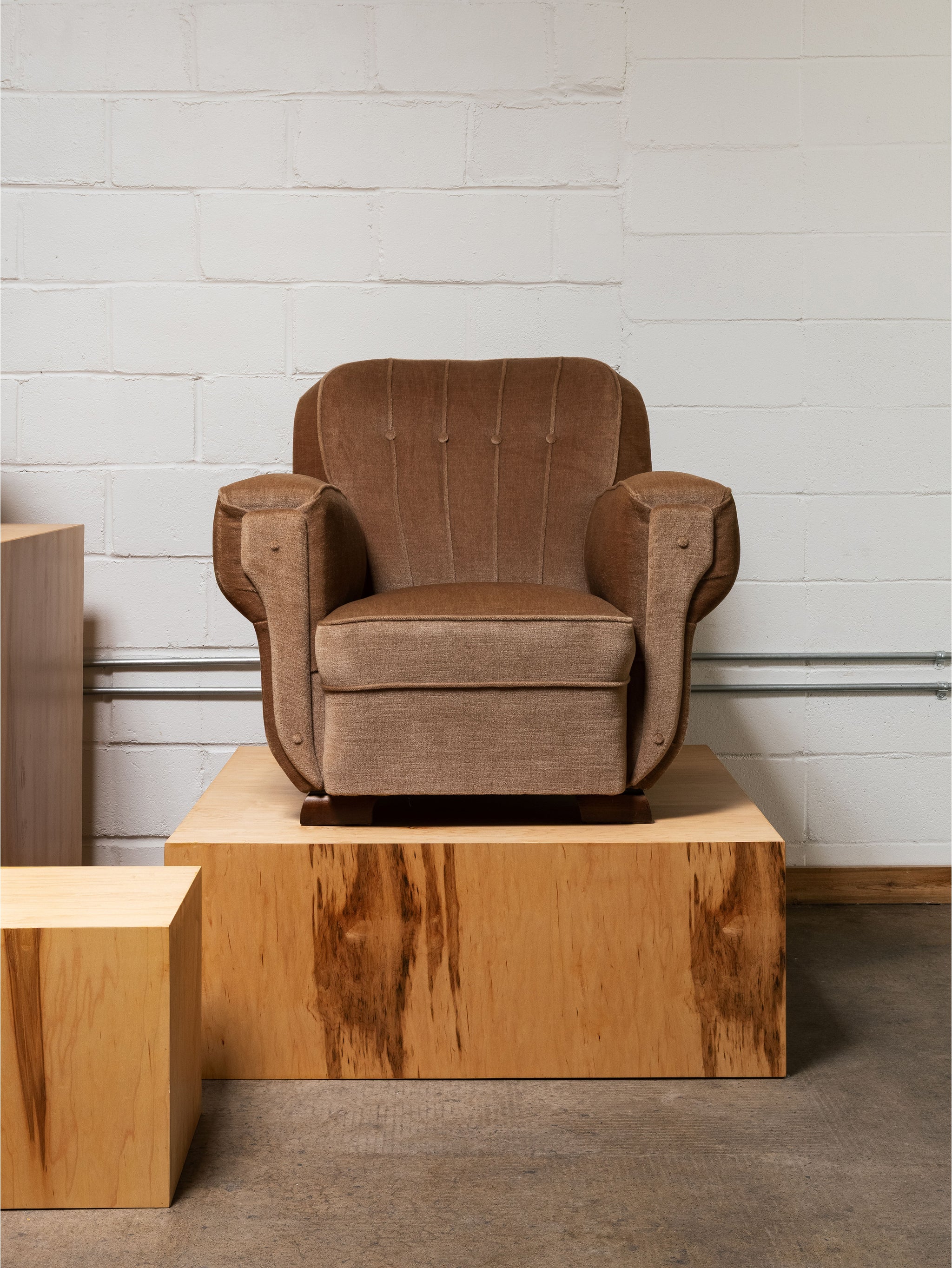 Art Deco Armchair in Brown Mohair