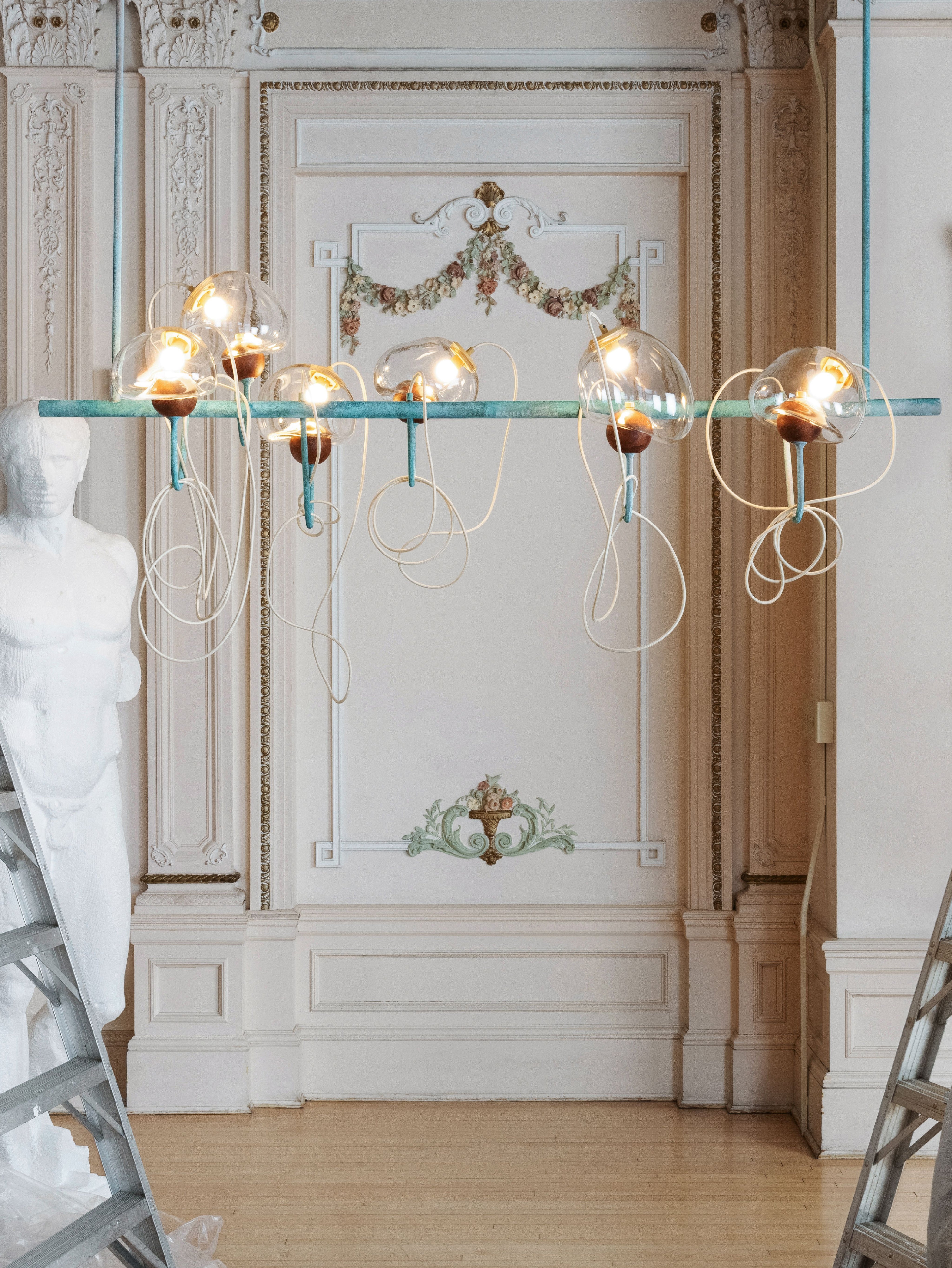 ONTOLOGIA - Chandelier