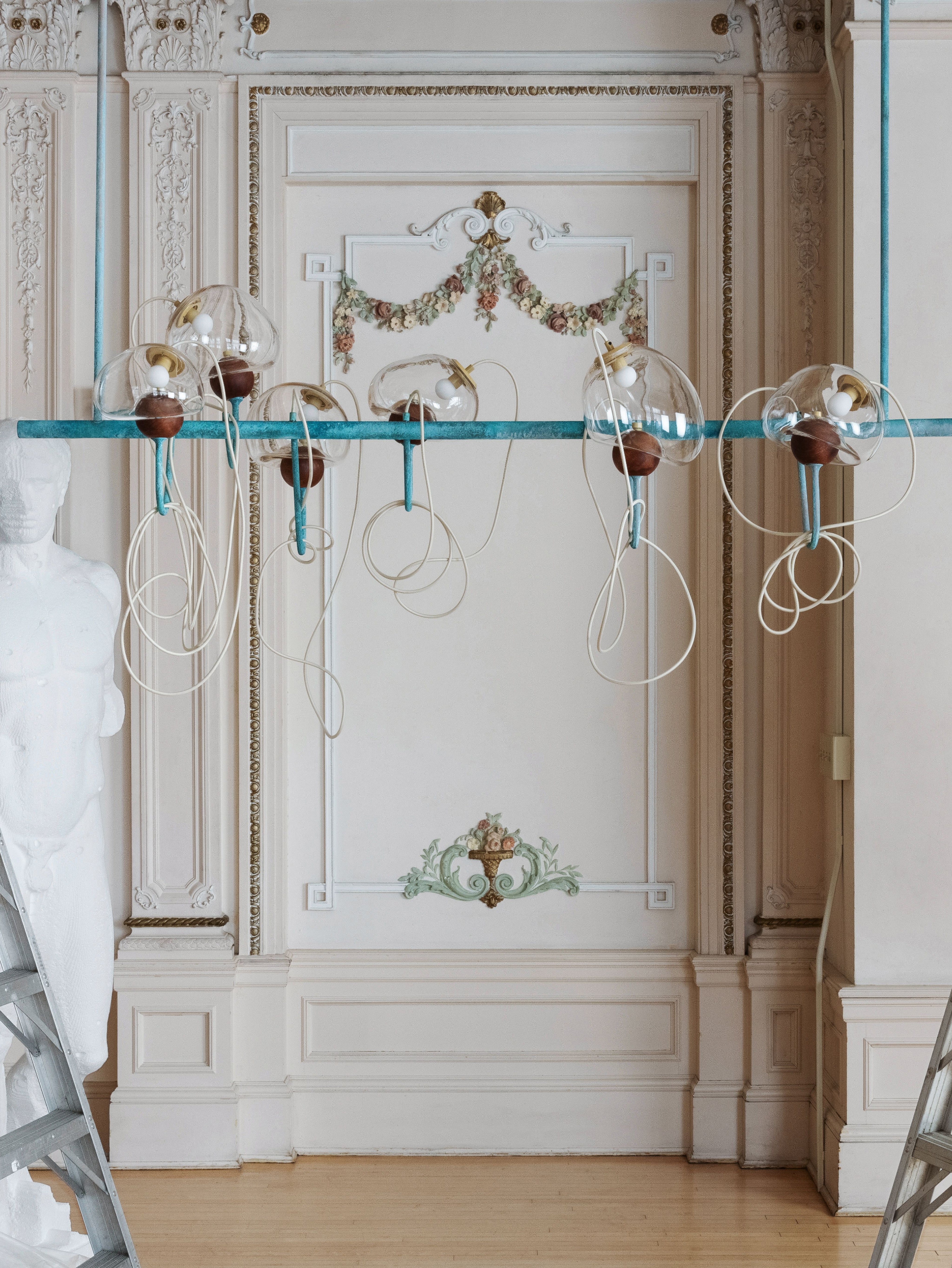 ONTOLOGIA - Chandelier