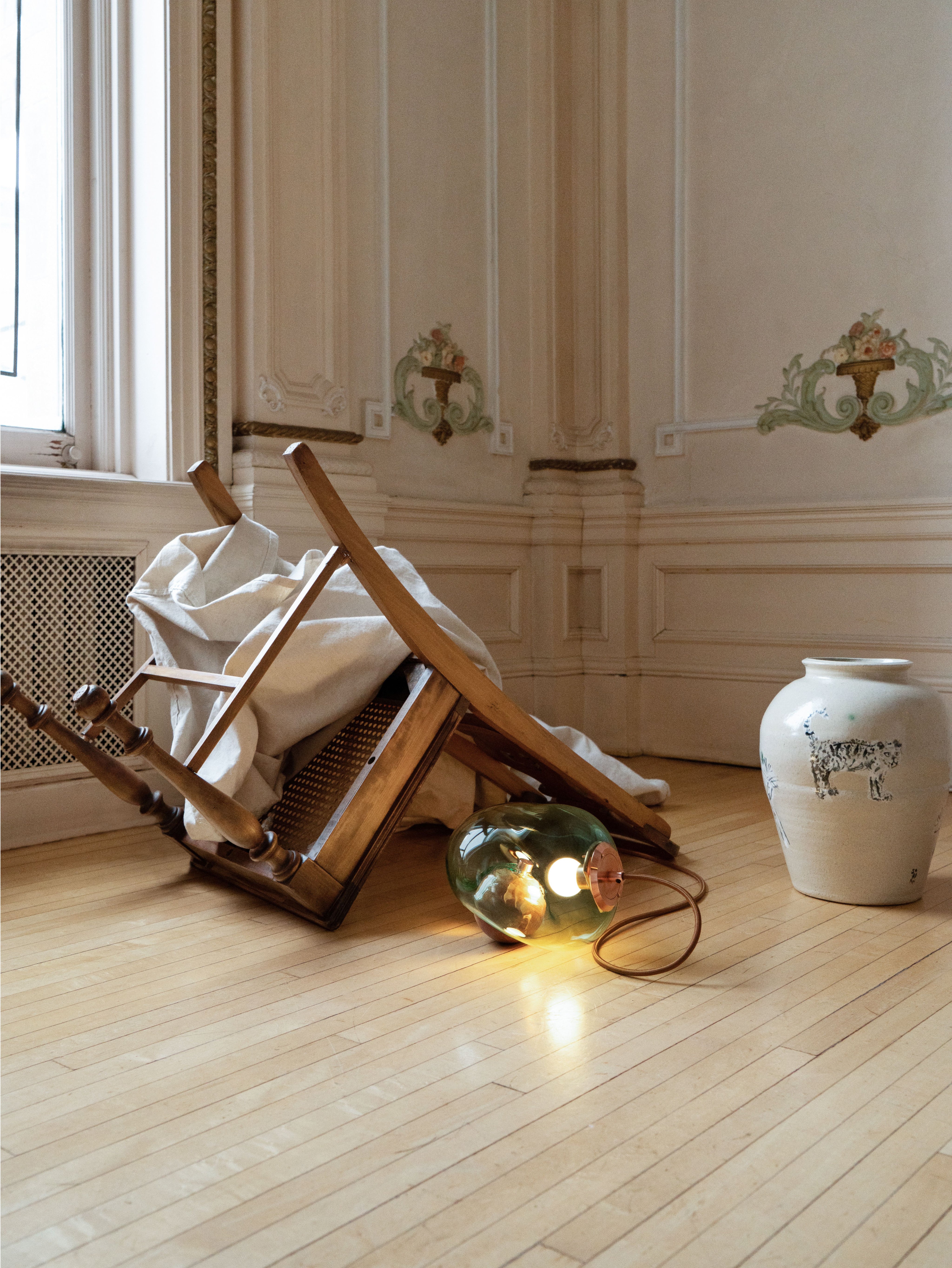 Ontologia Table Lamp