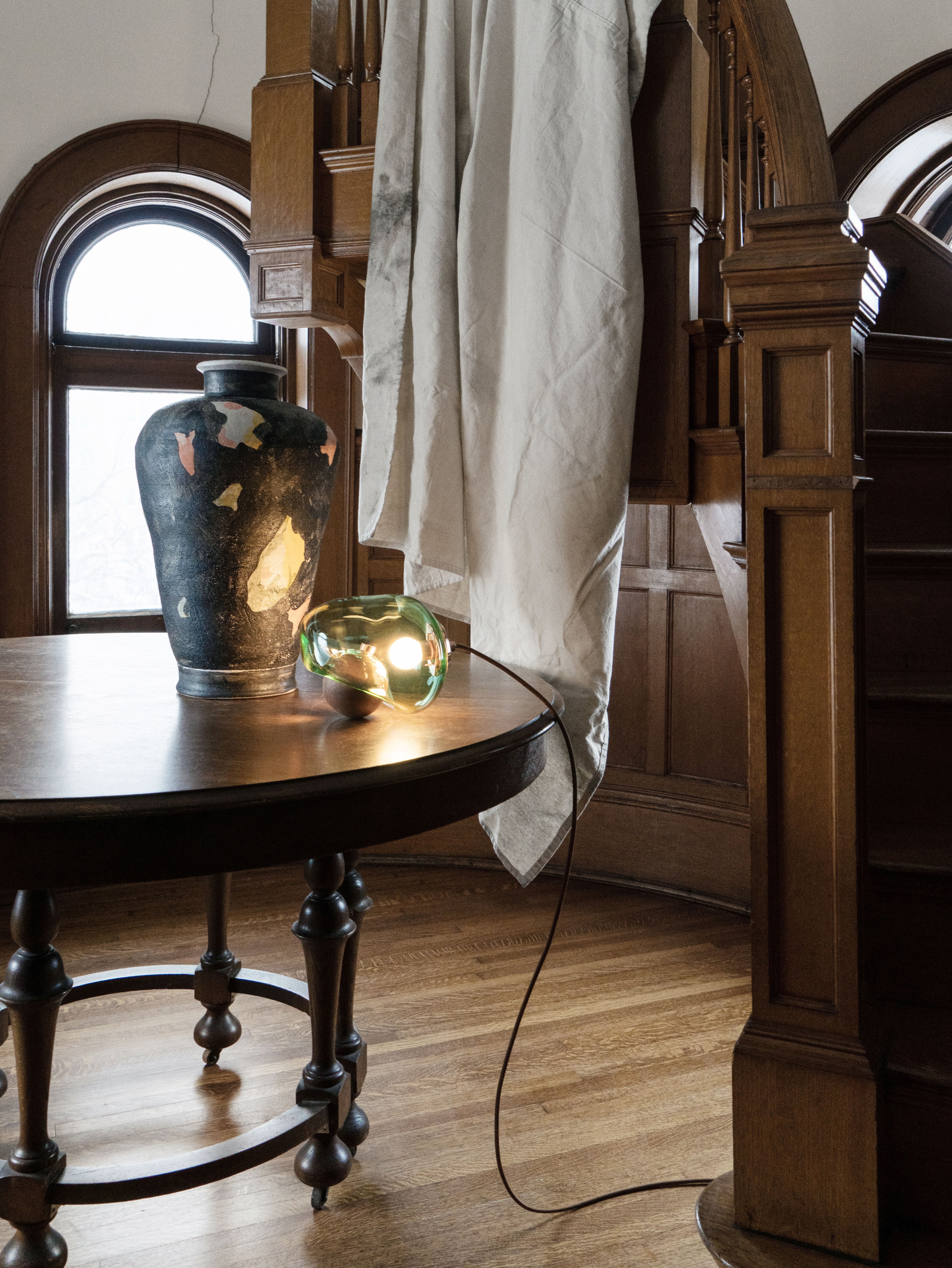 Ontologia Table Lamp